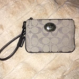 COACH WRISTLET!